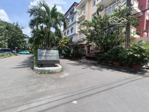 nhà đường số 18 hiệp bình chánh khu dân cư thành uỷ - hẻm ba gác dt: 4 x 11,5