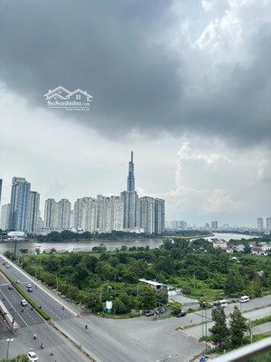 chủ nhà gửi bán căn 4 pn view đẹp!