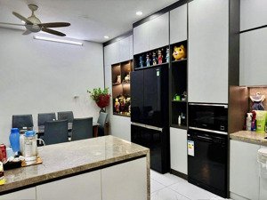 9,5 tỷ nhà lau 104m2 mặt tiền đường số bình trưng tây thông nguyễn duy trinh q2 ô tô ngủ trong nhà