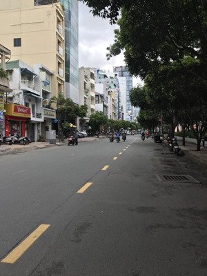 bán nhà mặt phố 240 cao thắng, 49,6 tỷ, 90m2, hot! view đẹp