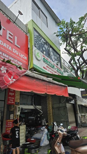 bán nhà mặt tiền phạm văn đồng