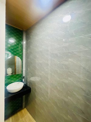 nhà 2 tầng thiết phong cách tân cổ điển full nội thất kiệt ô tô lại thế