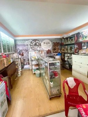 nhà 3 tầng. thoại ngọc hầu- hẽm. xe tải thông. thoáng- sát. mặt tiền - 4x15-dtcn 61 m2 - giá 7,