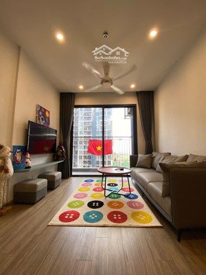 chính chủ cần bán căn hộ the pavilion tại vinhomes ocean park. căn hộ 1 phòng ngủ.lh 