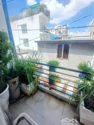 chỉ nhỉnh 4 tỷ - bán nhà quận 7 lâm văn bền 40m2, 3 phòng ngủ, ngang 5m, ô tô đỗ cửa - gần lotte