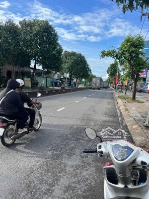 đất đẹp ngay lê thị riêng sát nhà máy bia nở hậu tài lộc vị trí: đường lê thị riêng, ph