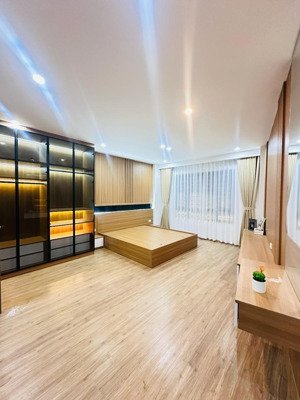 bán nhà đẹp, ô tô, thang máy gần phố xuân la, xuân đỉnh ;dt 46m2x7tầng mt 4m sổ vuông; giá 9.5 tỷ