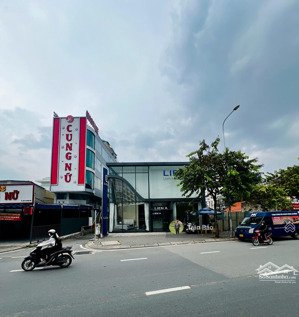 duy nhất. siêu phẩm góc 2mt trần não, an khánh, quận 2. dt:12,5x54m. cn: 610m. giá 340 tỷ tl