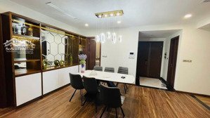 em bán căn góc view thẳng hồ tòa n01t8 ngoại giao đoàn, dt 122m2, 3pn, sổ lâu dài, có slot ô tô