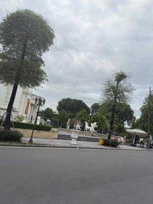 louis city 100 m2, 5 tầng nhà thô, giá đầu tư 26.9 tỷ