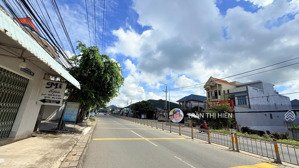 mặt tiền võ thị sáu - xã long hải - sẵn mặt bằng 370m2 đang cho thuê 13tr/th