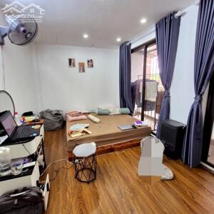 Bán nhà Hào Nam 50m 5 tầng giá 12.6 tỷ gần phố ngõ thông nhà vuông đẹp hai thoáng .