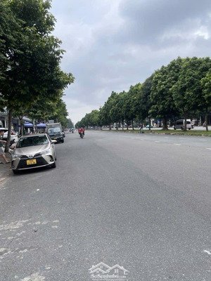 bán nhà - mt kinh doanh sầm uất khu tên lửa - vành đai trong 4 tầng (84m2) 4pn giá : 19 tỷ