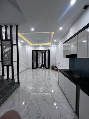 nhà đẹp 33,5m- 5 tầng - giá mềm nhất an khánh