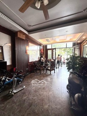 bán nhà mặt phố đường đôi tố hữu 60m 6 tầng tài chính 23.6 tỷ kinh doanh bất chấp vỉa hè rộng