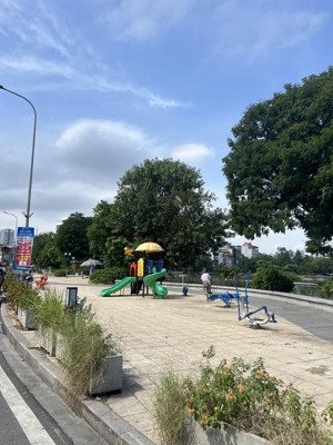 đặng văn ngữ-đống đa, toà nhà vp xây mới, oto tránh, hơn 100m2 mặt tiền khủng giá yêu thương.