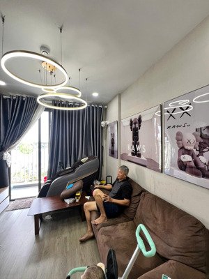 (7639) star tower,58m2, full nội thất, bao sổ hồng: 1,550 tỷ. nhận ký gửi 10 ngày bán xong