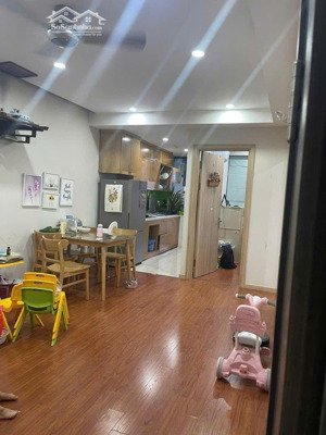 cần tiền bán gấp 2n cc hd moon trung tâm mỹ đình