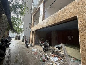 bán nhà trường chinh đống đa dt 102/110m x 8t x mt 8,6m gía 41,5 tỷ có thương lượng