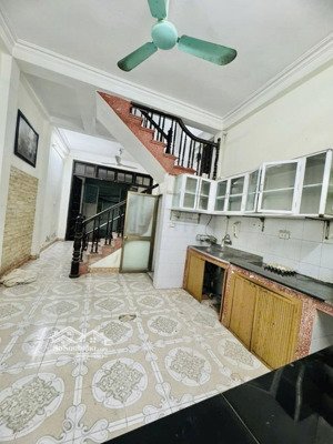 bán nhà lò đúc dân xây 39m2 - 5 tầng - 6 ngủ - mặt tiền to - vừa ở vừa cho thuê - tiện ích đầy đủ