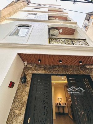 siêu phẩm quận đống đa-có 102- nội thất tiền tỷ