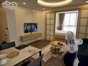 Cho thuê căn hộ 2PN rộng 75m2 tại Phan Kế Bính, Ba Đình, đầy đủ nội thất đẹp hiện đại