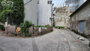 Đại Áng mặt ngõ Ô tô 54m2 lô góc hai mặt tiền Sổ đỏ CHỈ 4.x tỷ