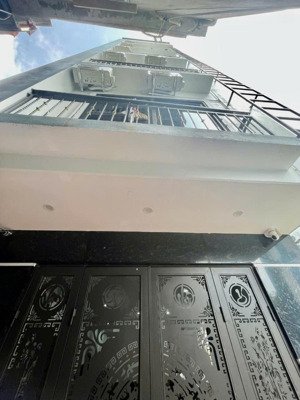 bán ccmn 55m2, 14 pkk, 15.6 tỷ, dt 80tr/th, phố trung kính, cầu giấy. lô góc, ngõ rộng, gần ô tô