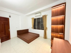 bán gấp nhà riêng võ chí công, 8,8 tỷ, 30m2, 4pn, 4wc, cầu giấy, hà nội