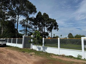 cần chuyển nhượng 8500m2 thổ cư 500m2 giá 19 tỷ