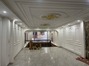 bán toà ccmn tại đoàn khuê việt hưng 120m2 6 tầng thang máy giá cực yêu