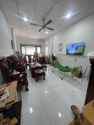 bán đất tặng nhà - diện tích lớn 101m2 - chỉ nhỉnh 8 tỷ