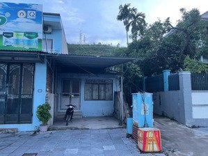 chính chủ bán nhà cạnh aeon mall bãi cháy. mặt đường ql18 2 mặt tiền