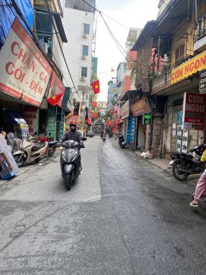 mặt phố triều khúc kinh doanh sầm uất 170m giá 33 tỷ