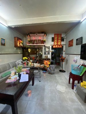 mặt tiền siêu đẹp lò siêu gần nguyễn chí thanh 82m2, giá tốt