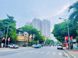 bán gấp! biệt thự mỗ lao, mặt tiền quyền lực, ở sang, 90m, 5 tầng xịn xò, chỉ hơn 24 tỷ