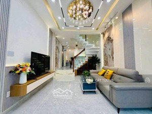 hạ chào 500 triệu ! thái thịnh, lô góc, sát phố, ngõ nông, 25m ra ô tô tránh