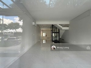 cho thuê nhà mặt tiền đường b2, hai mặt tiền đường thông thoáng,thuận tiện kinh doanh, mở vp