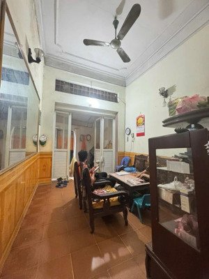 bán đất tặng nhà nguyễn đức cảnh - 35m2 - ngõ ô tô - 10m ra phố - qh mở đường sau nhà - chỉ 8.x tỷ