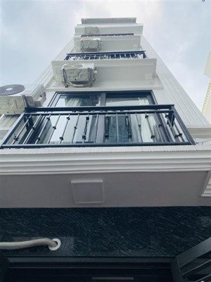 hiếm nhà phố trạm 5tầng - full nội thất - 1 nhà ra mặt phố - oto đỗ cửa