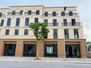 độc quyền bán shophouse 2 mặt tiền golfland mặt đường hạnh phúc