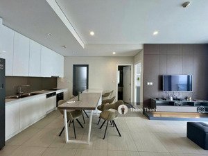 cho thuê 2 phòng ngủ tại đảo kim cương, full nội thất, tầng cao, thoáng mát, giá 25triệu/tháng