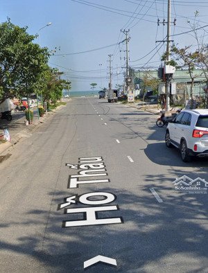 bán đất hồ thấu cách biển 200m , 90m2 ngang 9m trục thông biển 15m vỉa hè 5m rộng rãi
