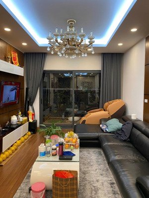 chỉ 8 tỷ sở hữu ngay căn 2pn full đồ, sẵn sổ đỏ, có slot ô tô. giá tốt nhất thị trường