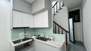 7 tỷ cầu giấy - vị trí đẹp. oto cách 30m. ngõ ba gác thoáng rộng - hot