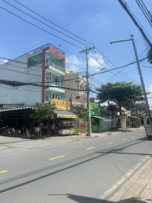 bán nhà 1 trệt 3 lầu mặt tiền đường gò dưa , tam bình, thủ đức. đường 16m kinh doanh tốt