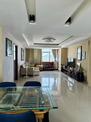 chính chủ bán căn chung cư 118m2 tầng 14 số 6 bãi dương, 50 tr/m2, 3pn, 2wc, 1 phòng khách 1 bếp