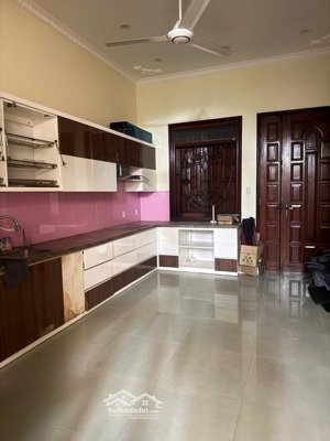 bán nhà đẹp dân xây btct 4 tầng ô tô đỗ cửa gần phố xuân đỉnh ngoại giao đoàn