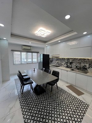 bán nhà mặt tiền ngay khu tân hương, 72m2, 4 tầng, chỉ 11.5 tỷ thương lượng
