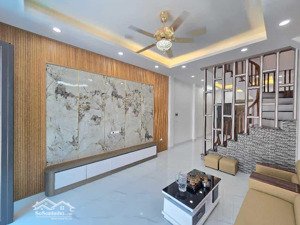cực hiếm! nhà siêu đẹp 4 tầng 56m² trung tâm thanh trì giá chỉ 6.2 tỷ!